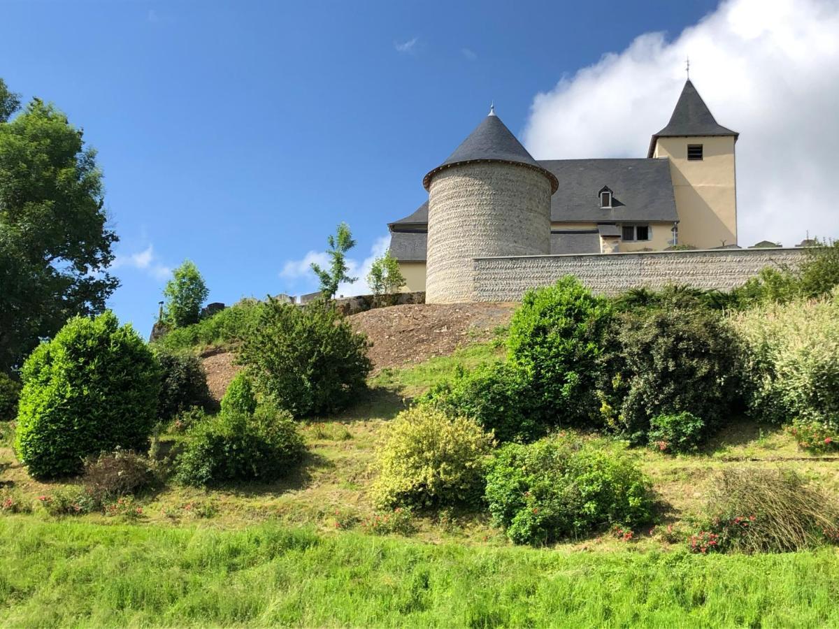 Chateau Porthos Tranquillite Des Pyrenees Lanne-en-Baretous Buitenkant foto