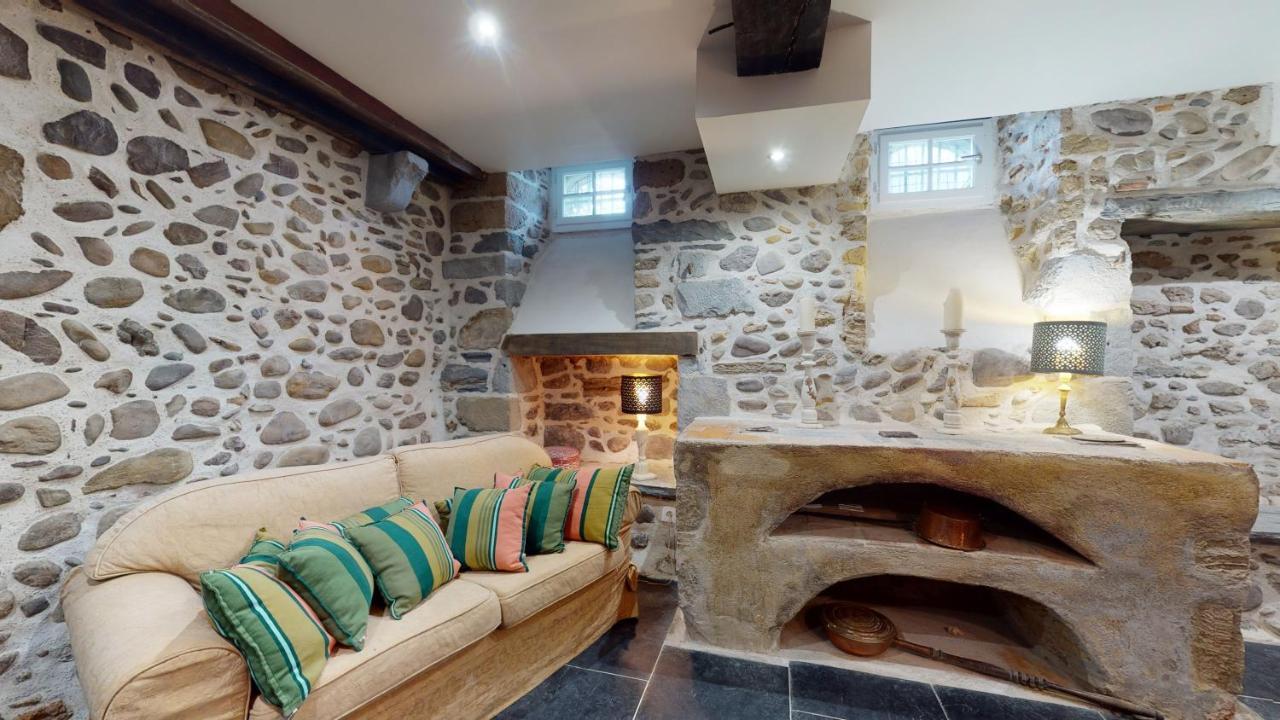 Chateau Porthos Tranquillite Des Pyrenees Lanne-en-Baretous Buitenkant foto
