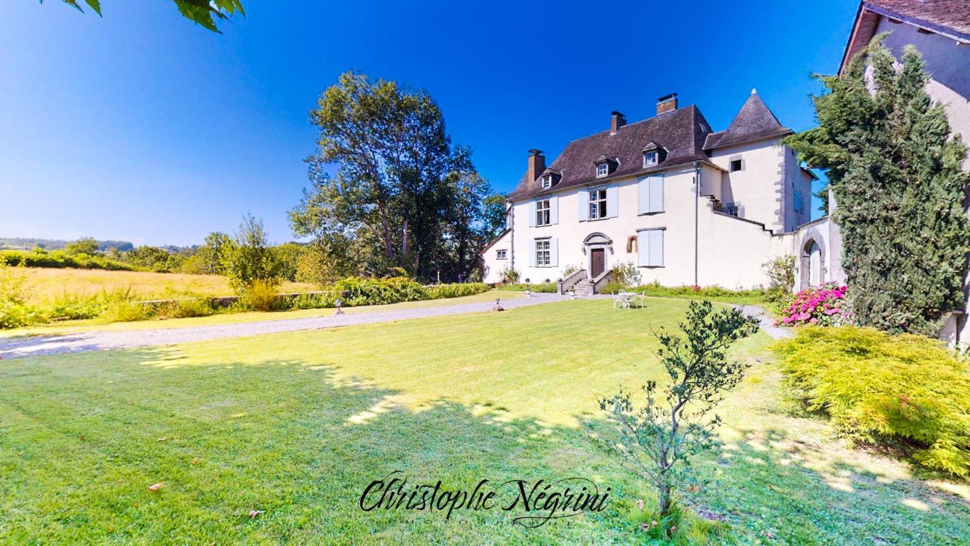 Chateau Porthos Tranquillite Des Pyrenees Lanne-en-Baretous Buitenkant foto