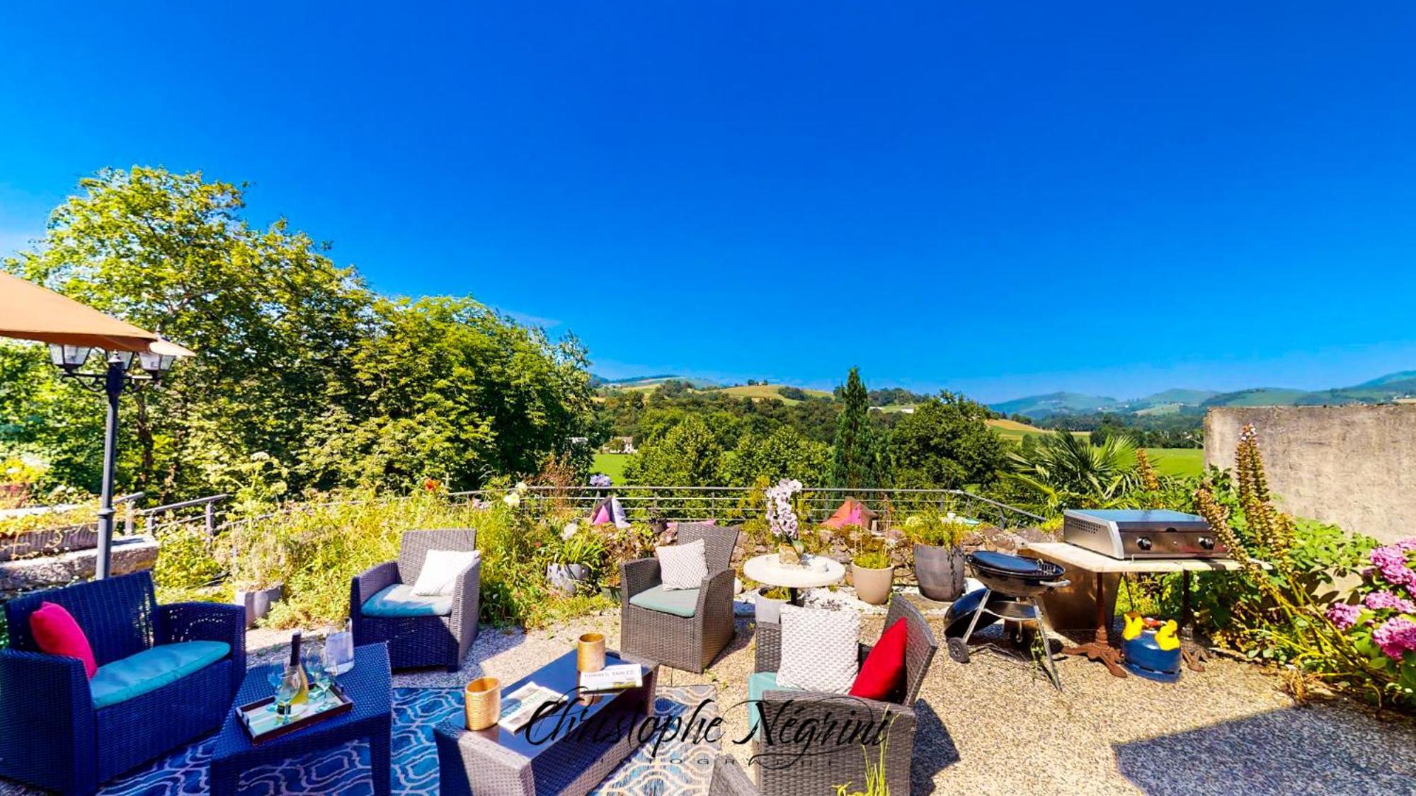 Chateau Porthos Tranquillite Des Pyrenees Lanne-en-Baretous Buitenkant foto