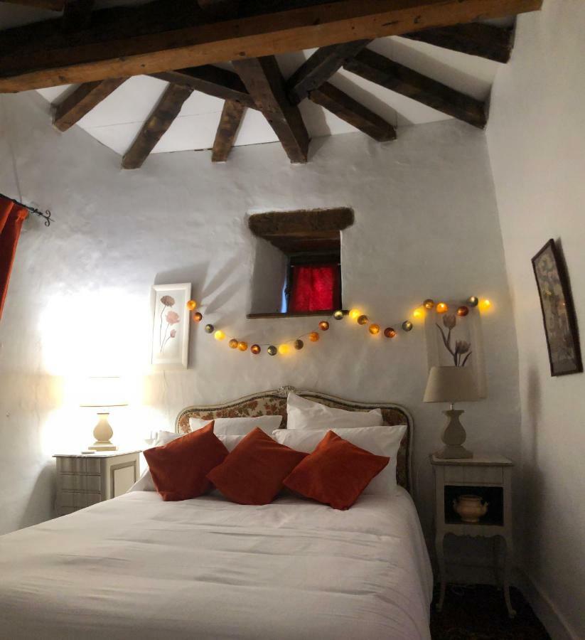 Chateau Porthos Tranquillite Des Pyrenees Lanne-en-Baretous Buitenkant foto